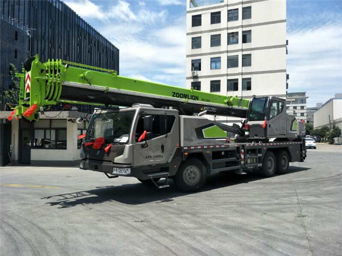 厦门市随车吊师傅告诉你租赁随车吊车如何区分吨位